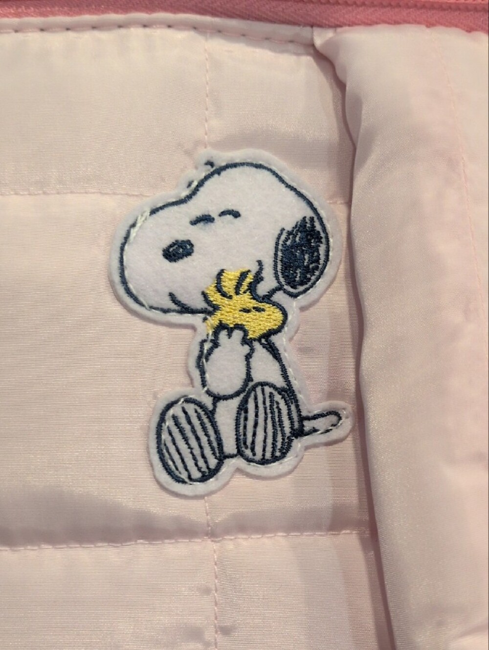 Peanuts Pink Quilted Insulated Snoopy Tote with Embroidered Appliqués - Picture 3 of 5